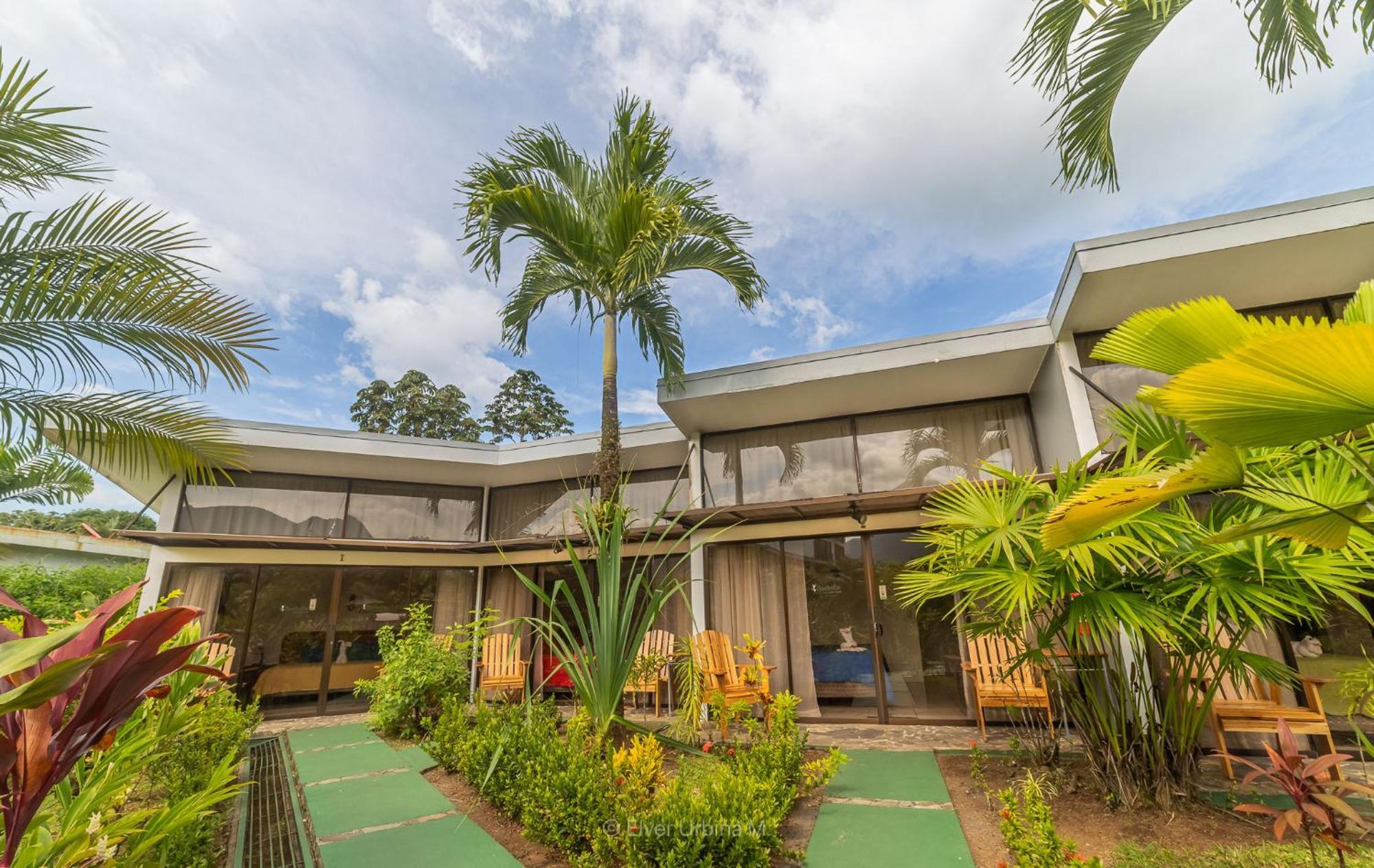 Hotel Secreto La Fortuna Екстериор снимка